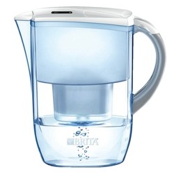 Brita Fjord Water Filter with Pour-through Flip-top Lid and Cartridge 2.6 Litre Capacity White Ref 100007