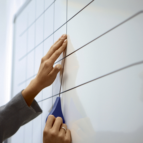 Nobo Gridding Tape 1.5mmx10m Black alternative image 3