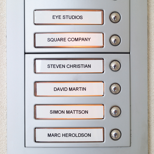 Dymo D1 Labels 9mm Black on White alternative image 5