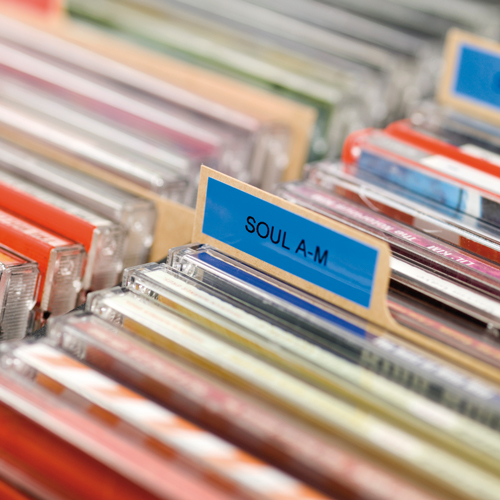 Dymo D1 Labels 9mm Black on Blue alternative image 4