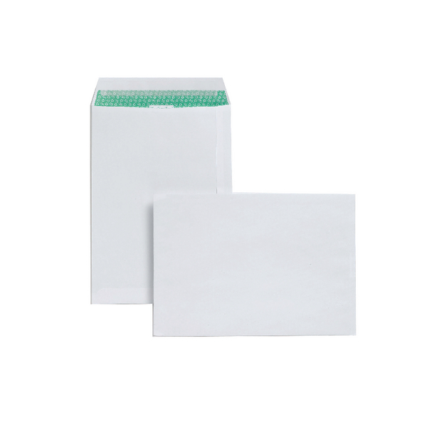 Basildon Envelopes C4 White Pocket 100g [Pack of 50]